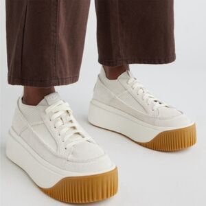 Ugg EZ Duzzit Lace Up Platform Sneaker in Cloud Womens Size 9